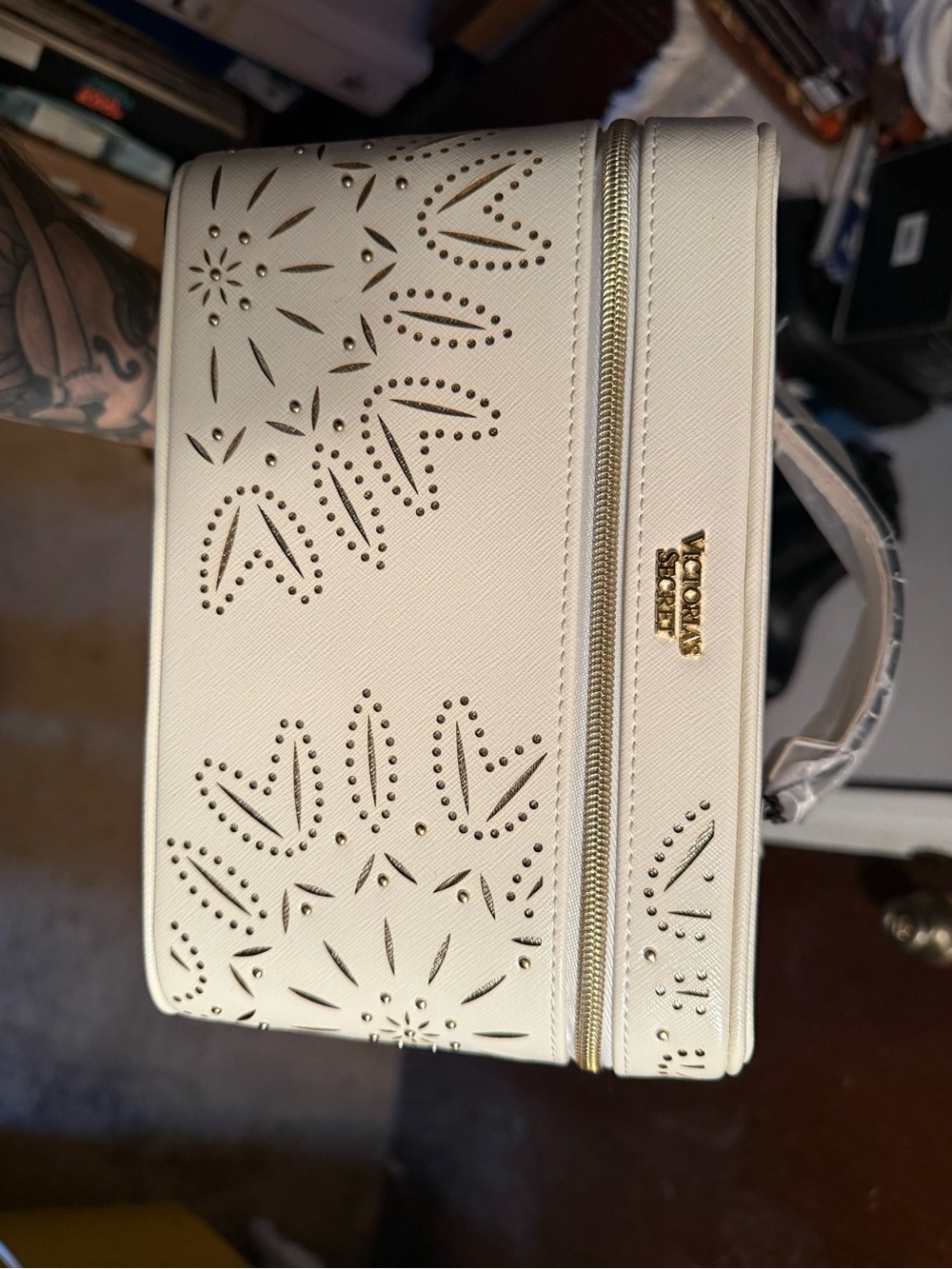 Victoria's Secret Cream Laser-Cut Train Case Cosmetic Bag 2 bags!!